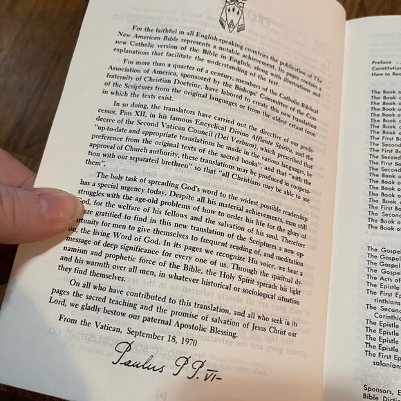 Vintage 80's St Joseph Edition of the New American Bible, Medium Size Edition - Picture 8 of 11